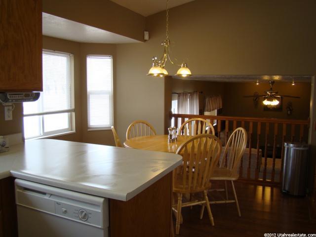 932 W 1350 N, Clinton, UT 84015 — photo 5