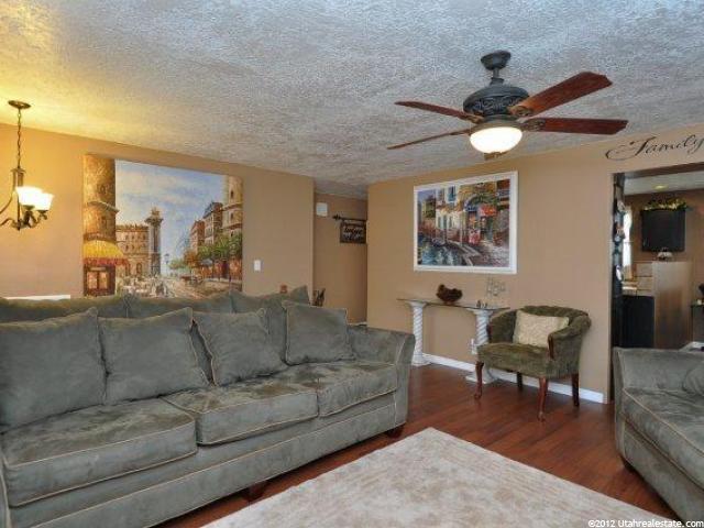 820 E Aspen East Dr E, Layton, UT 84041 — photo 9