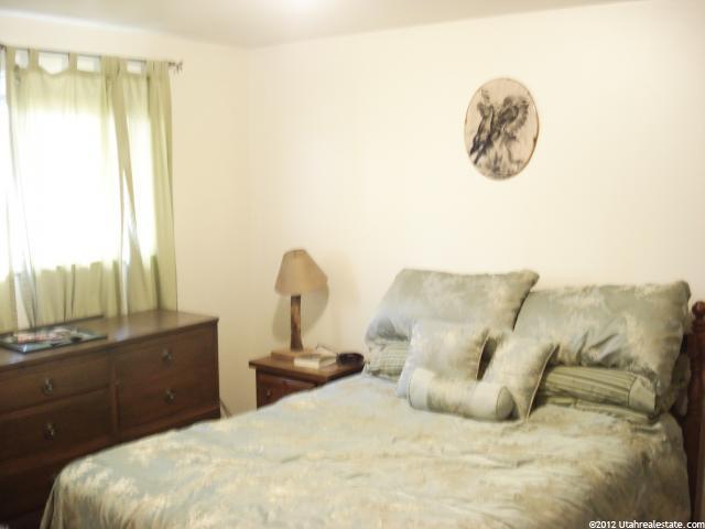 1064 N 175 W, Sunset, UT 84015 — photo 8