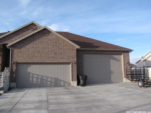 2592 W 2375 N, Clinton, UT 84015 — photo 2