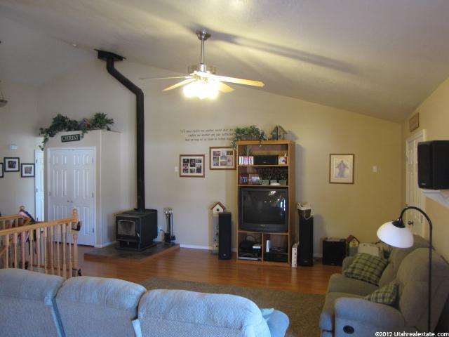 2592 W 2375 N, Clinton, UT 84015 — photo 3