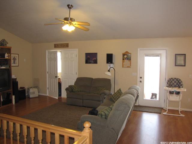 2592 W 2375 N, Clinton, UT 84015 — photo 10