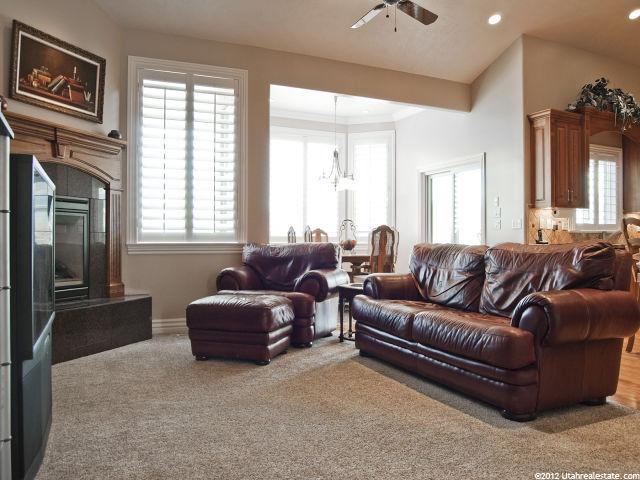 4208 S Foothill Cir, Bountiful, UT 84010 — photo 6