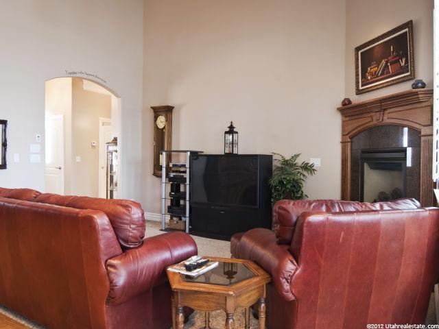 4208 S Foothill Cir, Bountiful, UT 84010 — photo 8