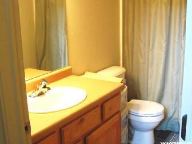 2443 E 1900 N, Layton, UT 84040 — photo 11