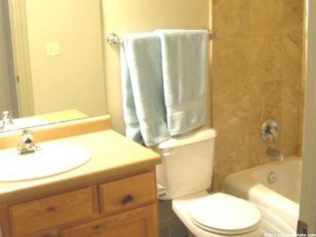 2443 E 1900 N, Layton, UT 84040 — photo 9