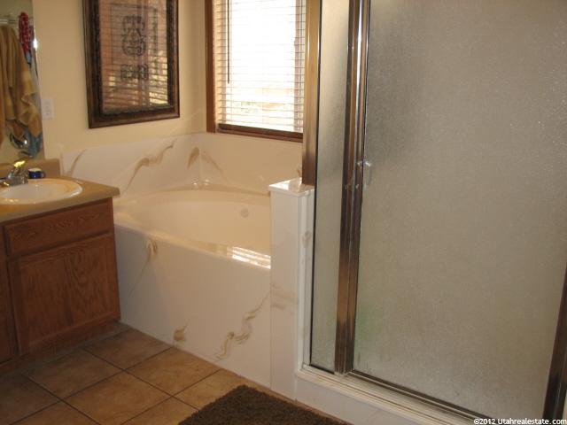 1453 S 400 E, Kaysville, UT 84037 — photo 8