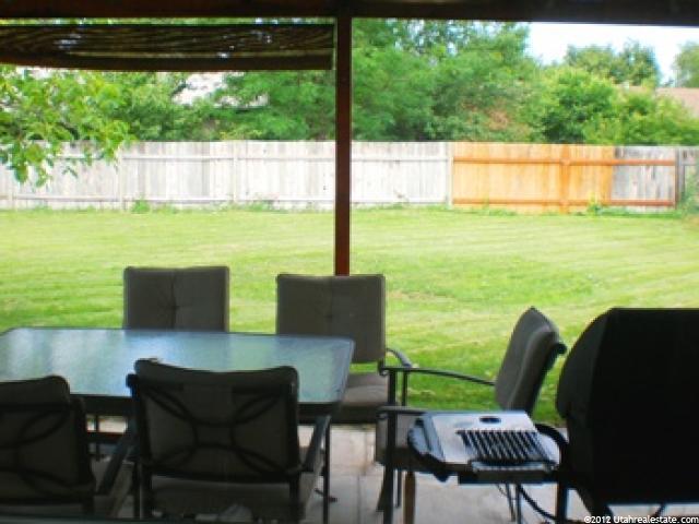 2132 S Penman Ln W, Bountiful, UT 84010 — photo 9