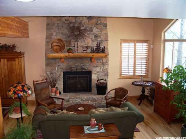 3946 Voelker Ct, Park City, UT 84098 — photo 2