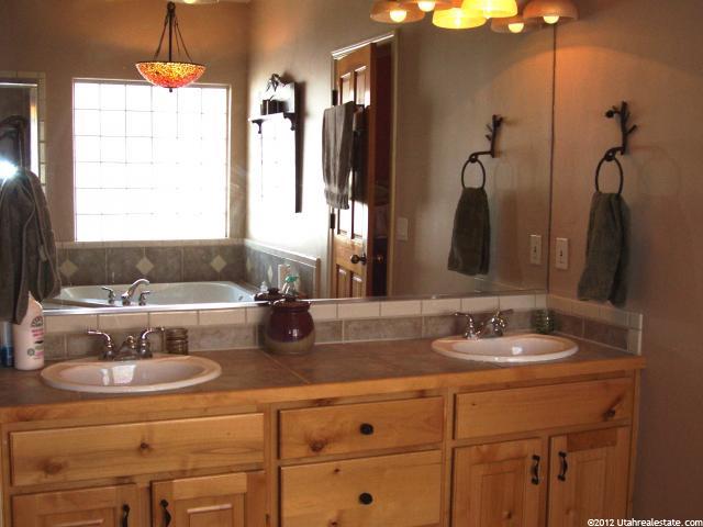 3946 Voelker Ct, Park City, UT 84098 — photo 10