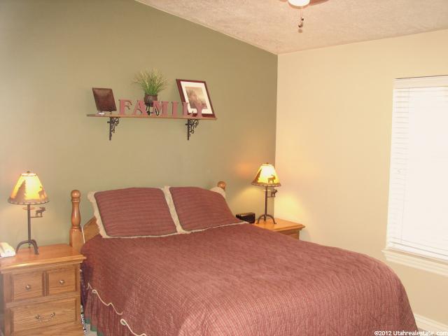 370 E Park Meadows Dr, Hyde Park, UT 84318 — photo 5