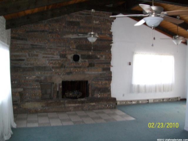 536 E 3000 S, Roosevelt, UT 84066 — photo 2
