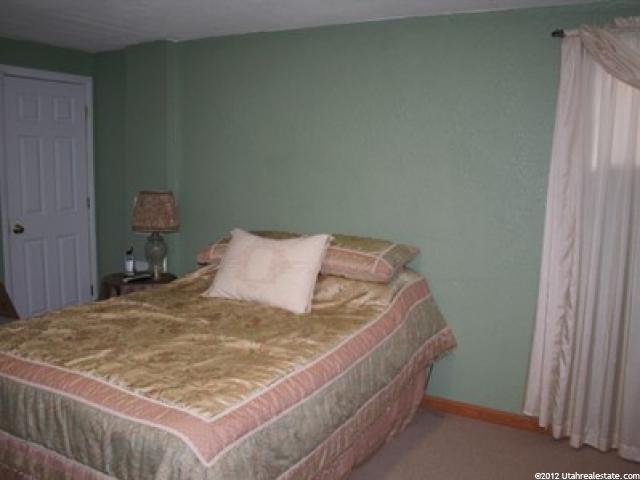 1386 E Heather Dr, Layton, UT 84040 — photo 9