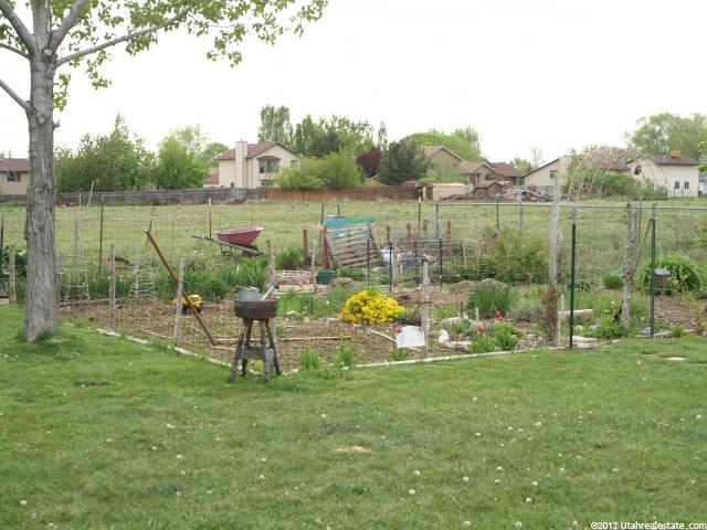 187 N 1400 W, Clearfield, UT 84015 — photo 3
