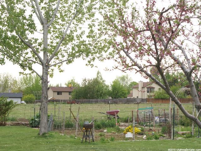 187 N 1400 W, Clearfield, UT 84015 — photo 4