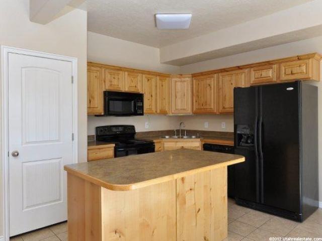 349 E 2275 N #10, North Ogden, UT 84414 — photo 4