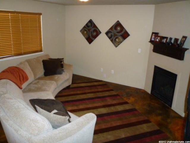 32 W 1675 N, Layton, UT 84041 — photo 3