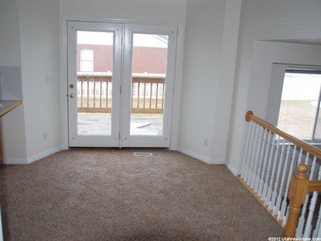 5194 S 3175 W, Roy, UT 84067 — photo 4