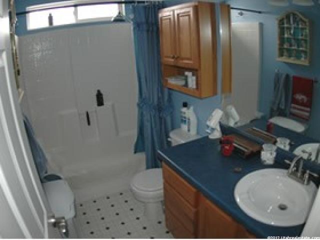 5403 Vista Dr E, Roy, UT 84067 — photo 5