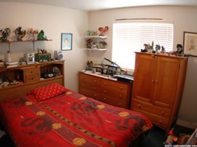 5403 Vista Dr E, Roy, UT 84067 — photo 6