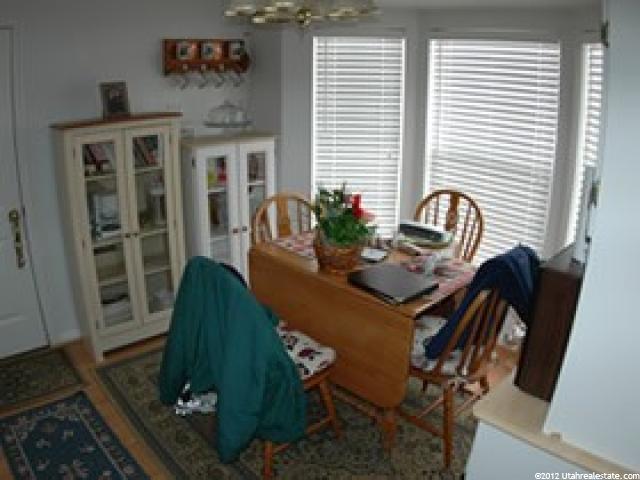 5403 Vista Dr E, Roy, UT 84067 — photo 7