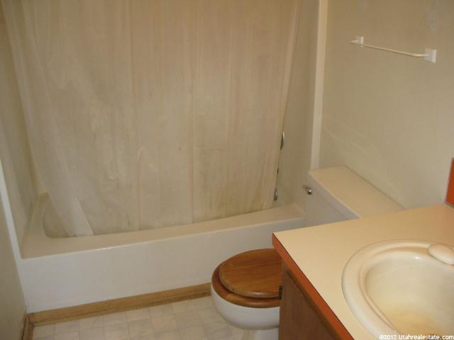393 E 2700 N, North Logan, UT 84341 — photo 7