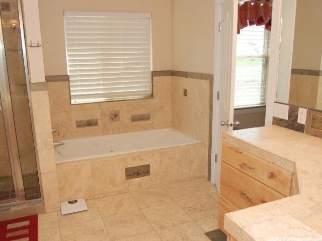 1566 E Erda Way, Erda, UT 84074 — photo 9