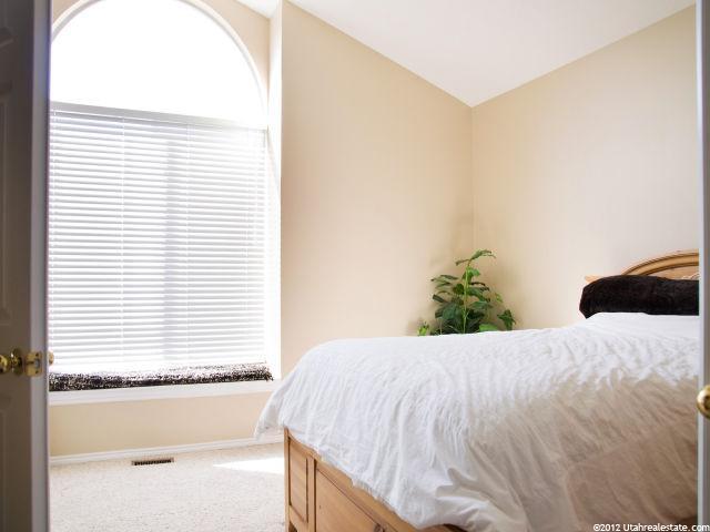1202 E Tiger Eye Dr, Sandy, UT 84094 — photo 7
