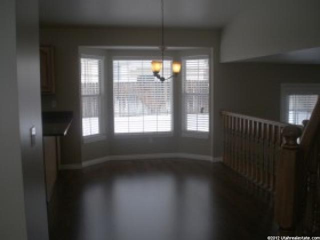 547 S 875 E, Layton, UT 84041 — photo 8