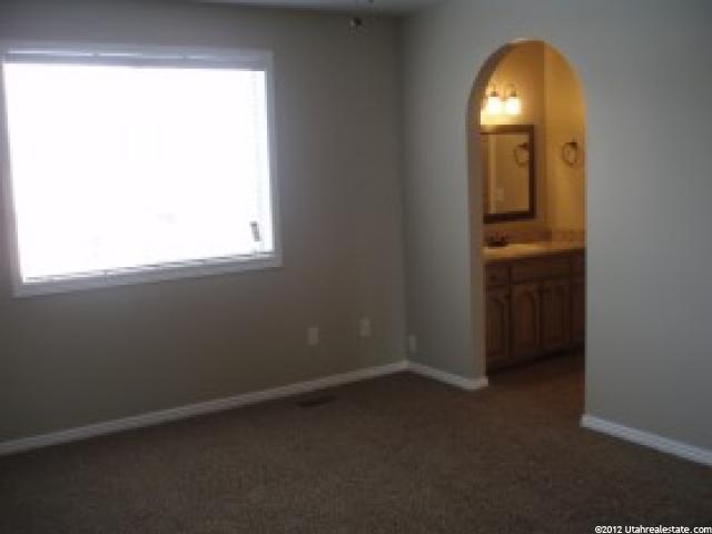 547 S 875 E, Layton, UT 84041 — photo 10