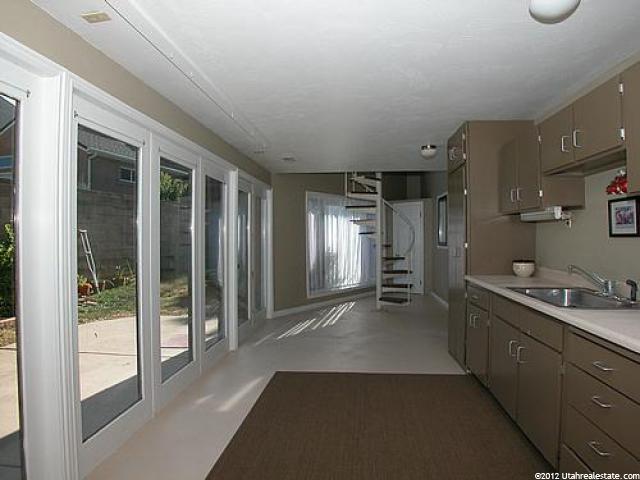 1522 E Braintree Ct, Holladay, UT 84124 — photo 5
