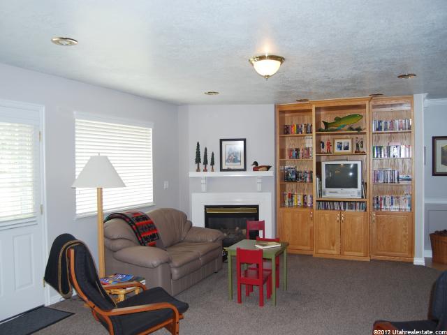 192 S 300 E, Providence, UT 84332 — photo 7