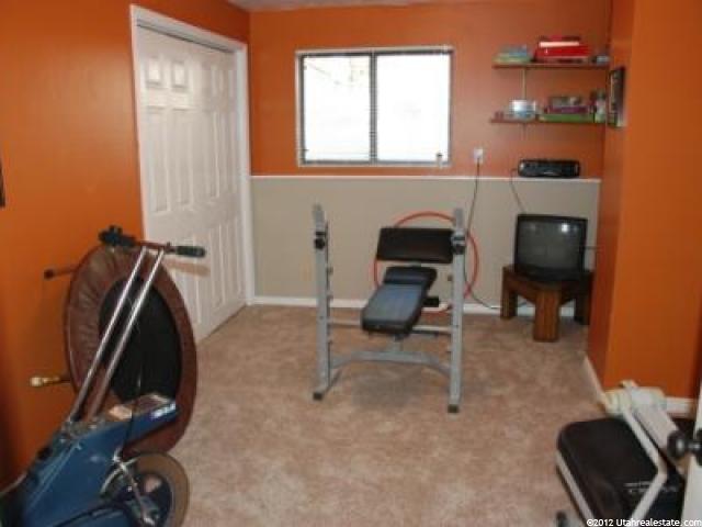 1891 N 300 E E, Centerville, UT 84014 — photo 8