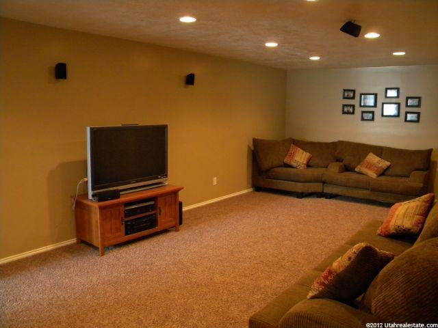 102 E 2200 S, Clearfield, UT 84015 — photo 11