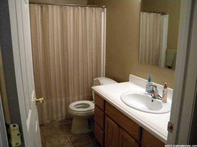 102 E 2200 S, Clearfield, UT 84015 — photo 10