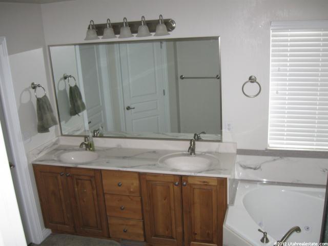 407 S 1350 W, Farmington, UT 84025 — photo 5