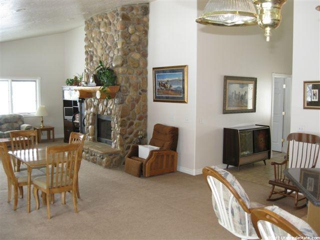 353 E Center St, Kamas, UT 84036 — photo 11