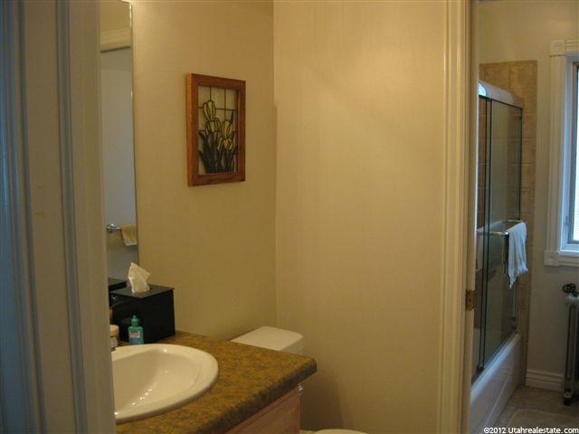353 E Center St, Kamas, UT 84036 — photo 3