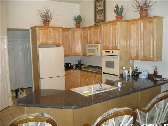 353 E Center St, Kamas, UT 84036 — photo 4