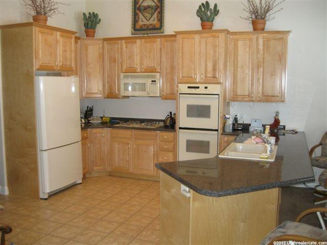 353 E Center St, Kamas, UT 84036 — photo 9