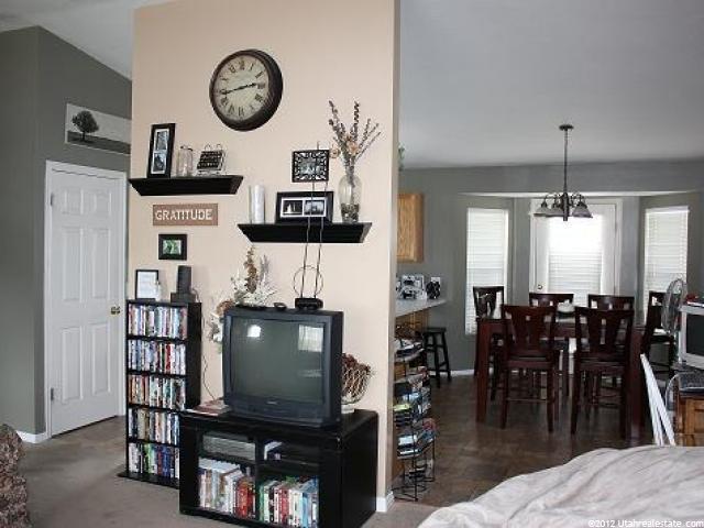 1428 W 1900 S, Woods Cross, UT 84087 — photo 3