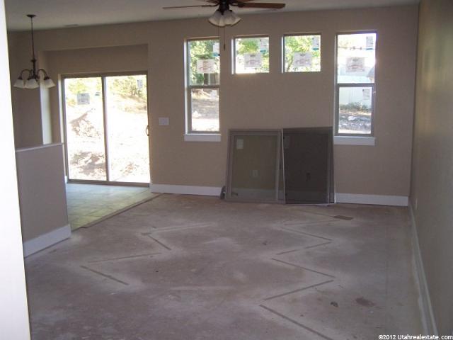 897 W 4000 S, Bountiful, UT 84010 — photo 2