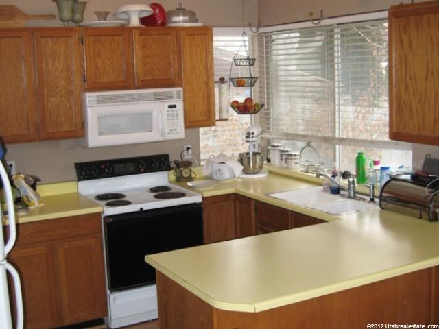 8270 S 535 E, Sandy, UT 84070 — photo 4