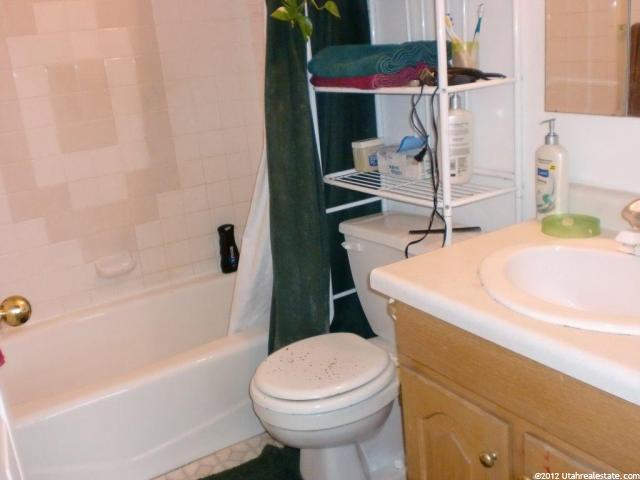 3321 N 1050 E, Layton, UT 84041 — photo 9