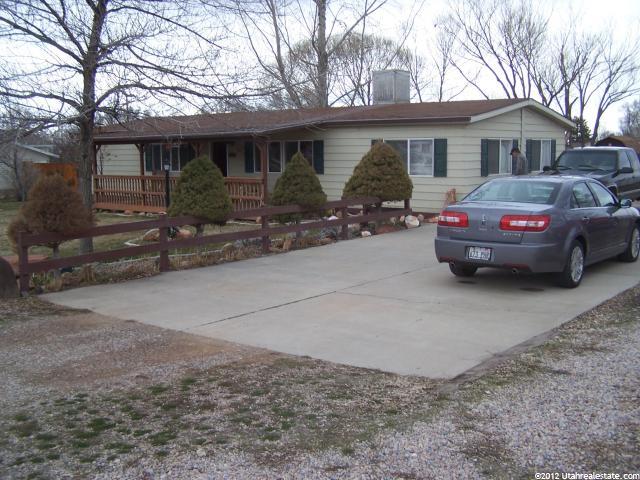 270 W 300 S, Fillmore, UT 84631 — photo 9