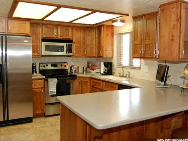 1663 N 1350 W, Clinton, UT 84015 — photo 3