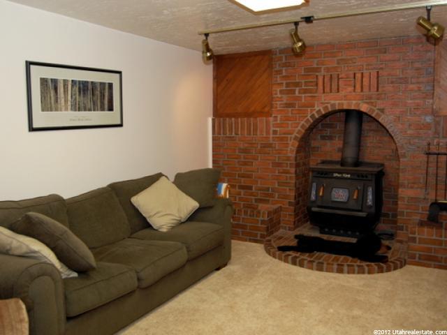 1663 N 1350 W, Clinton, UT 84015 — photo 5