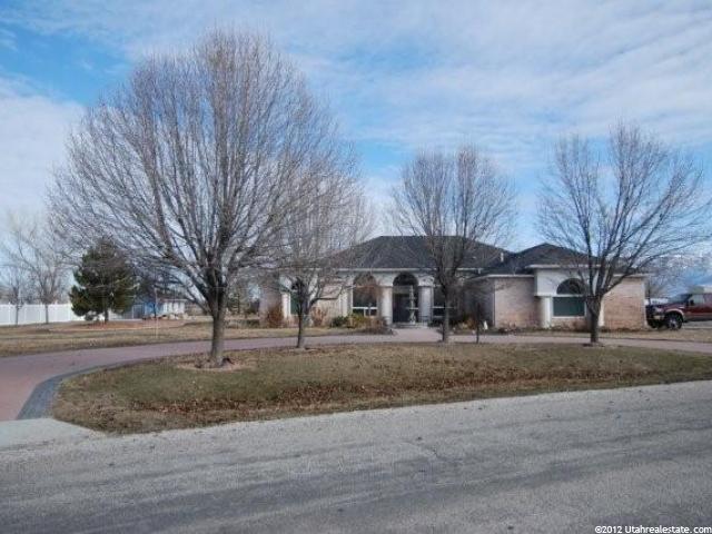 2080 S 4900 W, Taylor, UT 84401 — photo 2