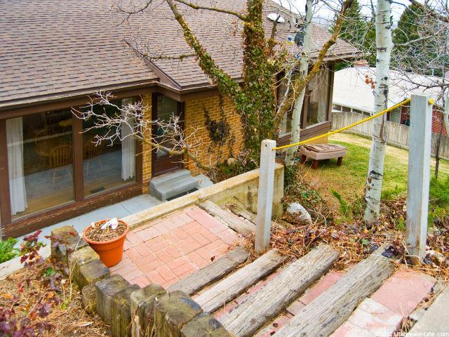 1005 E 1050 N, Bountiful, UT 84010 — photo 2