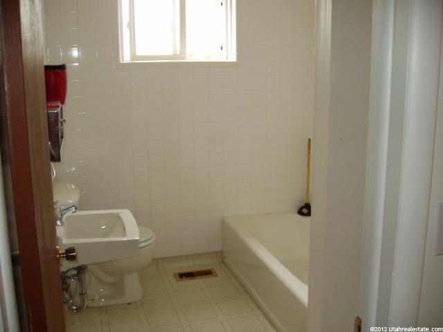 48 S 600 E, Hyrum, UT 84319 — photo 2